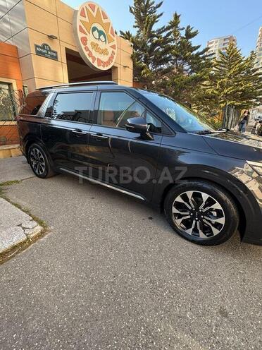 Kia Carnival-3
