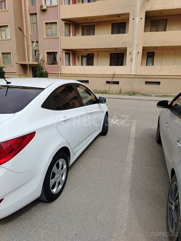 Hyundai Accent 2014, 324,653 km - 1.6 l - Bakı