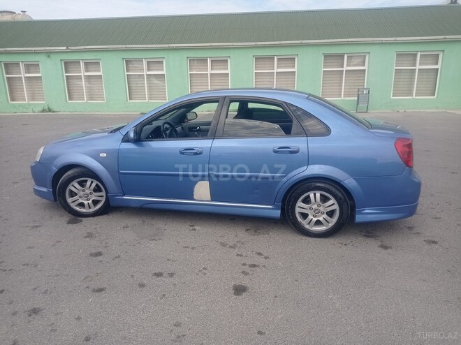Chevrolet Lacetti-8