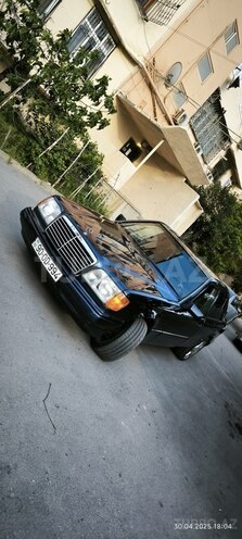 Mercedes E 220 1995, 394,000 km - 2.2 l - Bakı