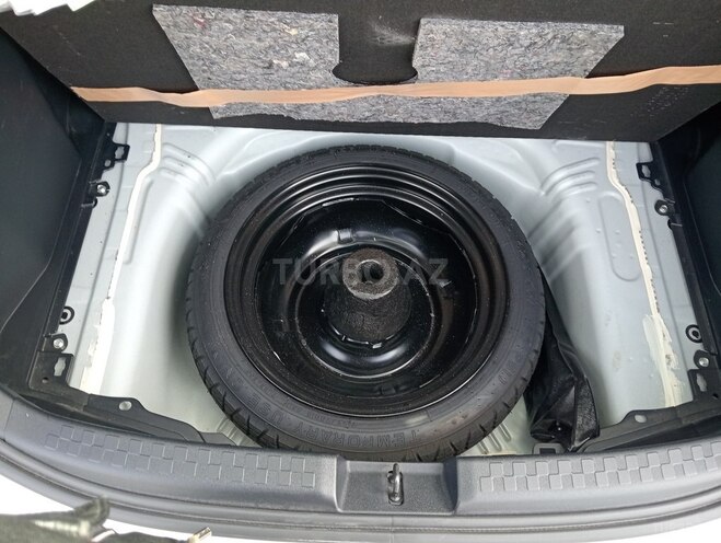 Toyota Aqua 2019, 86,000 km - 1.5 л - Bakı
