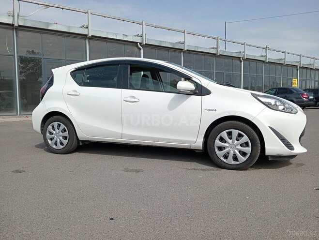 Toyota Aqua 2019, 86,000 km - 1.5 л - Bakı