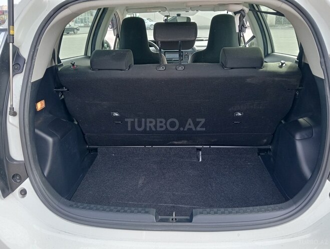 Toyota Aqua 2019, 86,000 km - 1.5 л - Bakı