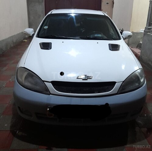 Chevrolet Lacetti-1