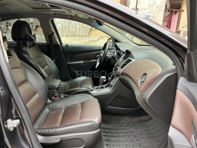 Chevrolet Cruze 2015, 176,800 km - 1.4 l - Bakı