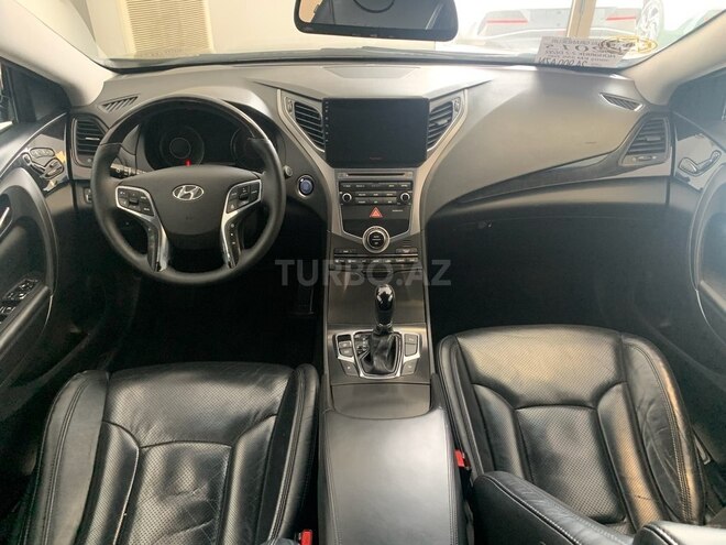 Hyundai Grandeur-3