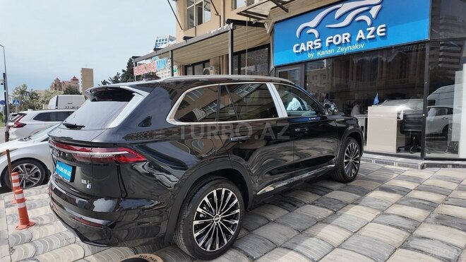 Geely Monjaro-3