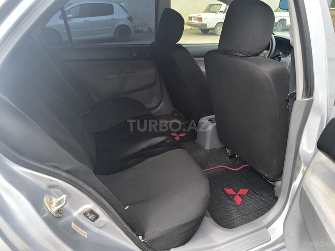 Mitsubishi Lancer 2006, 400,000 km - 1.3 l - Bakı