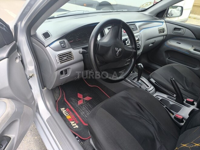 Mitsubishi Lancer 2006, 400,000 km - 1.3 l - Bakı