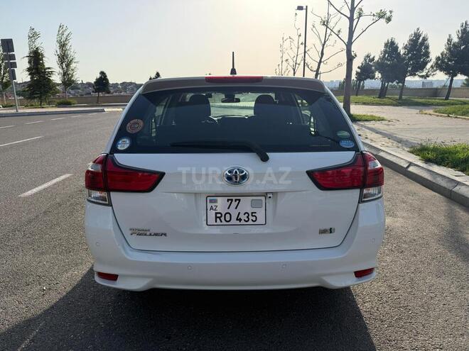 Toyota Corolla Fielder 2019, 60,500 km - 1.5 л - Bakı