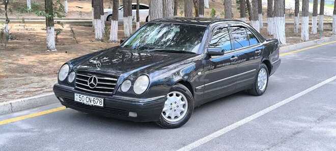 Mercedes E 240 1999, 264,000 km - 2.4 л - Sumqayıt