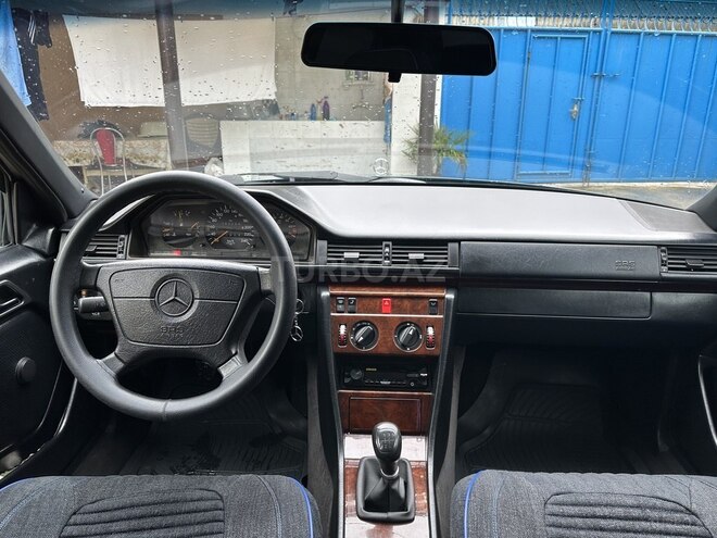 Mercedes E 200 1994, 363,098 km - 2.0 л - Masallı