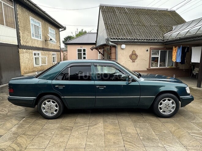 Mercedes E 200 1994, 363,098 km - 2.0 л - Masallı