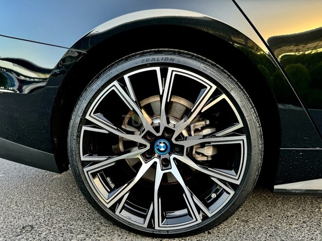 BMW i4 2023, 41,000 km - 0.0 л - Bakı