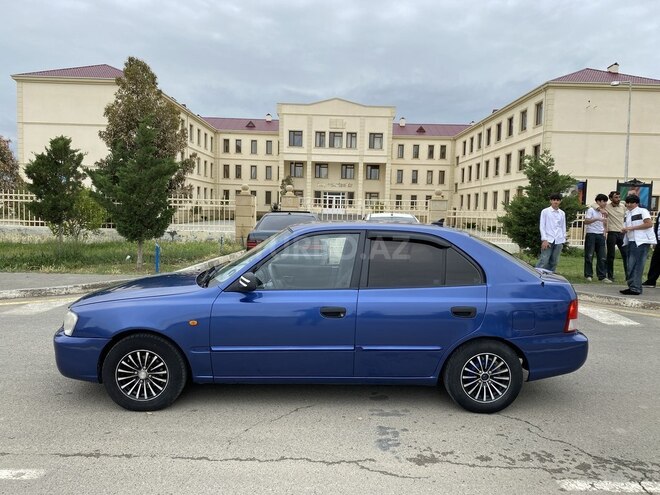 Hyundai Accent 2000, 388,000 km - 1.3 l - Şirvan