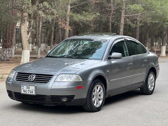 Volkswagen Passat 2003, 321,213 km - 1.8 л - Sumqayıt