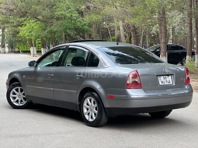 Volkswagen Passat 2003, 321,213 km - 1.8 л - Sumqayıt