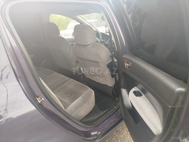 Peugeot 307 2004, 246,283 km - 2.0 l - Qazax
