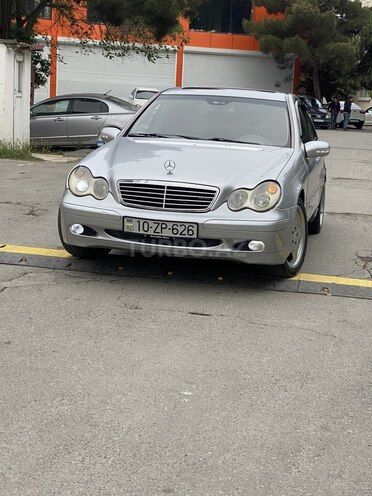 Mercedes C 240 2002, 121,200 km - 2.6 l - Bakı