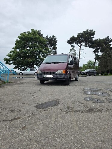 Ford Transit 1998, 580,320 km - 2.5 л - Quba
