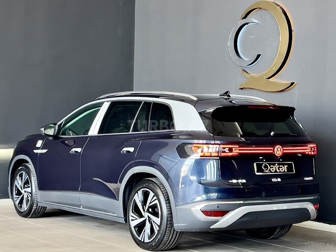Volkswagen ID.6 Crozz-12