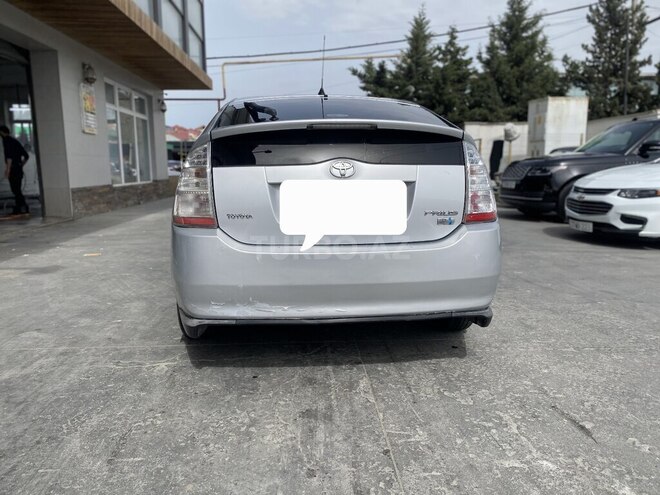 Toyota Prius-6
