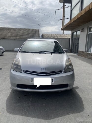 Toyota Prius-7