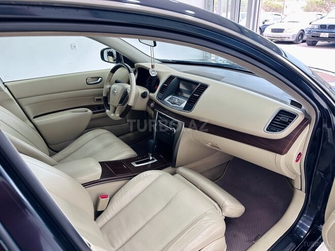 Nissan Teana-10