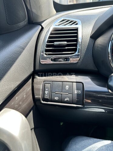Kia Sorento 2011, 245,740 km - 2.0 l - Bakı