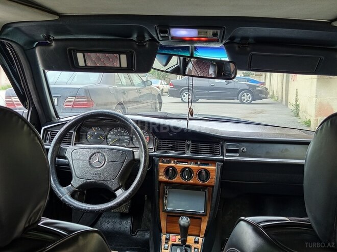 Mercedes 190 1993, 228,000 km - 2.0 l - Bakı