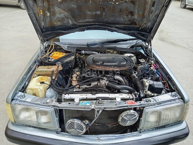 Mercedes 190 1993, 228,000 km - 2.0 l - Bakı