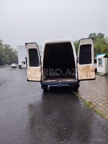 Ford Transit-4