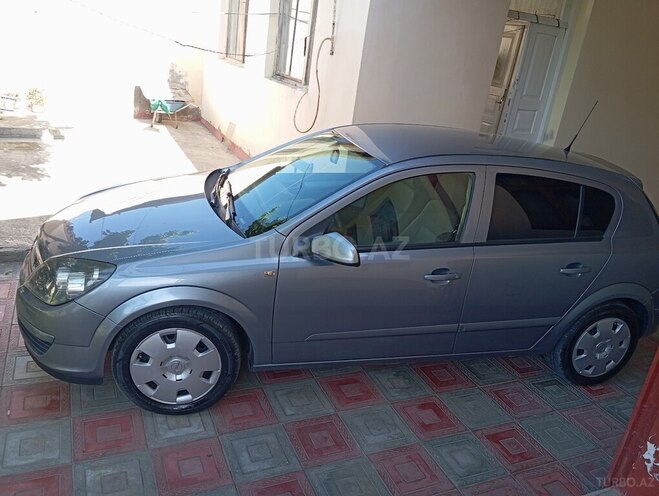 Opel Astra 2006, 255,000 km - 1.4 l - Gəncə