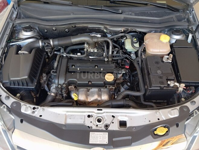 Opel Astra 2006, 255,000 km - 1.4 l - Gəncə