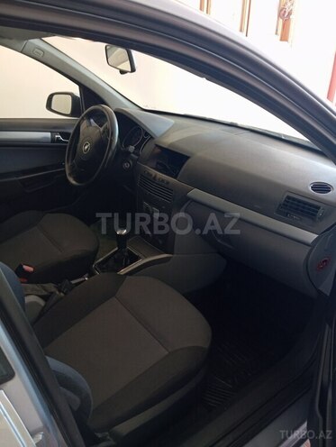 Opel Astra 2006, 255,000 km - 1.4 l - Gəncə