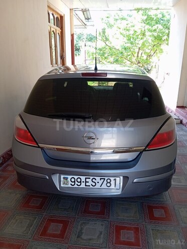 Opel Astra 2006, 255,000 km - 1.4 l - Gəncə