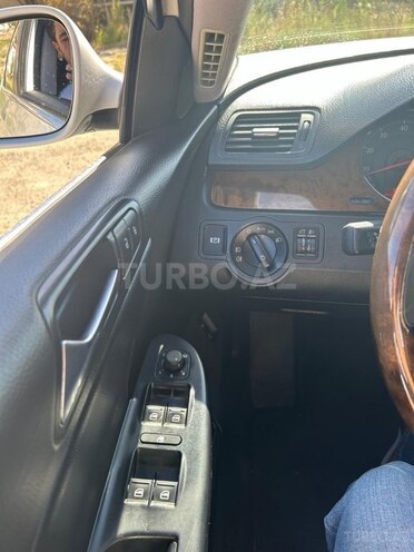 Volkswagen Passat 2009, 350,000 km - 2.0 l - Bakı