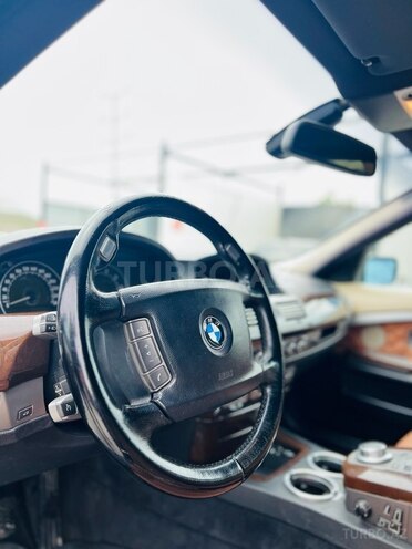 BMW 750-6