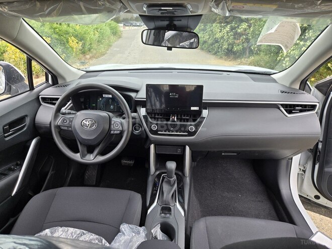Toyota Corolla Cross 2025, 0 km - 2.0 л - Bakı