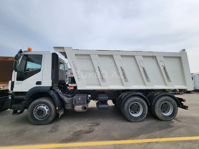 Iveco Trakker-3