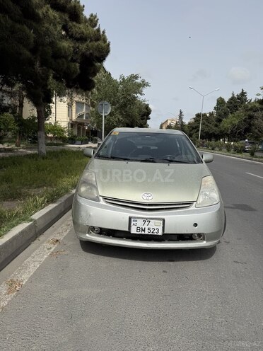 Toyota Prius-1