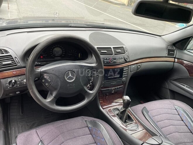 Mercedes E 200 2004, 310,000 km - 1.8 l - Balakən