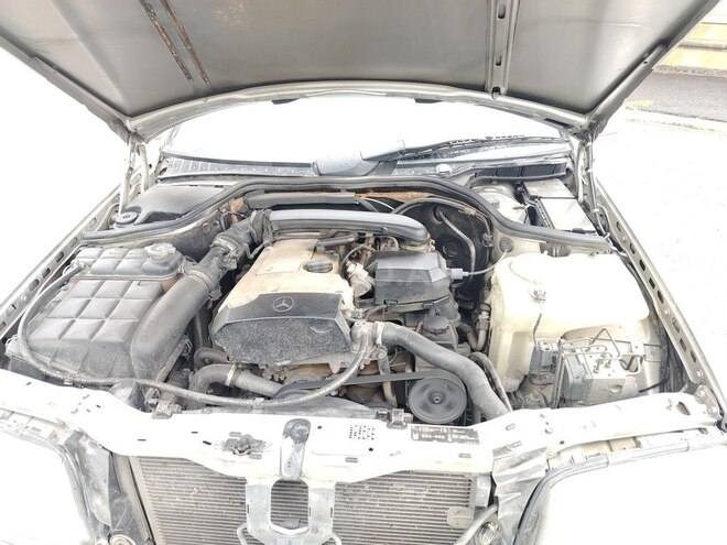 Mercedes C 200 1998, 900,000 km - 2.0 l - Şamaxı