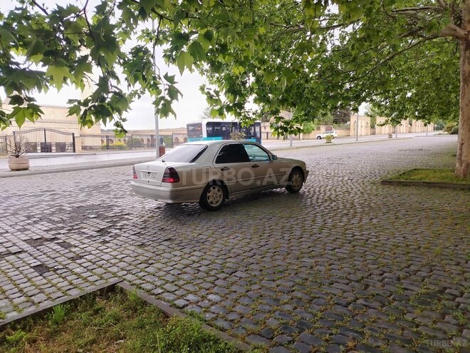 Mercedes C 200 1998, 900,000 km - 2.0 l - Şamaxı