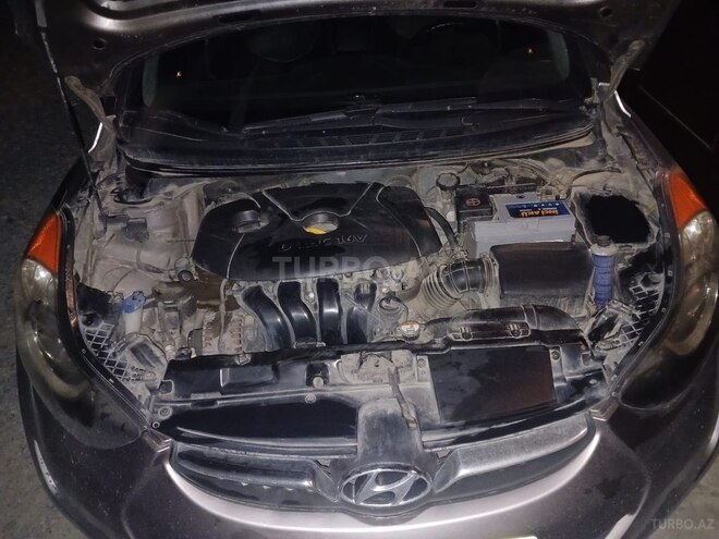 Hyundai Elantra 2012, 275,000 km - 1.8 l - Bakı