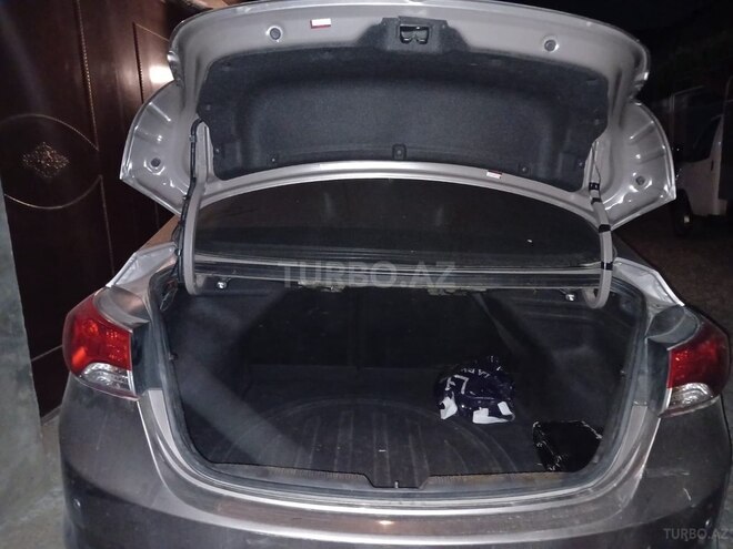 Hyundai Elantra 2012, 275,000 km - 1.8 l - Bakı