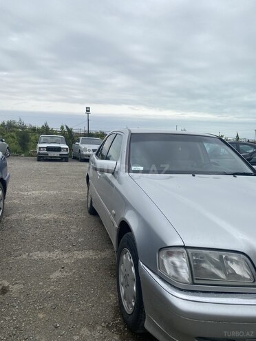 Mercedes C 200 1999, 301,307 km - 2.0 l - Bakı