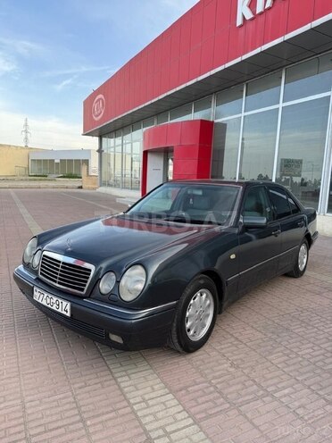 Mercedes E 240 1999, 320,000 km - 2.4 l - Gəncə