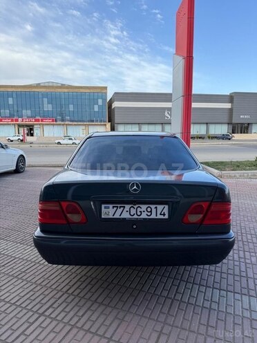 Mercedes E 240 1999, 320,000 km - 2.4 l - Gəncə