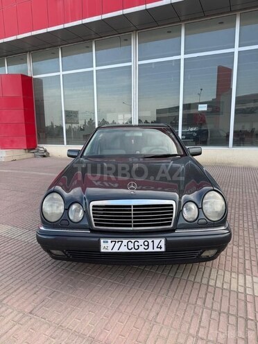 Mercedes E 240 1999, 320,000 km - 2.4 l - Gəncə